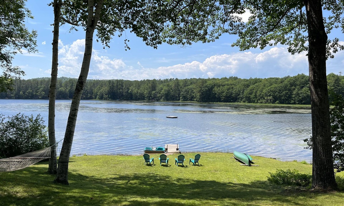 Winthrop House | Enjoy Sunset views on tranquil Dexter Pond