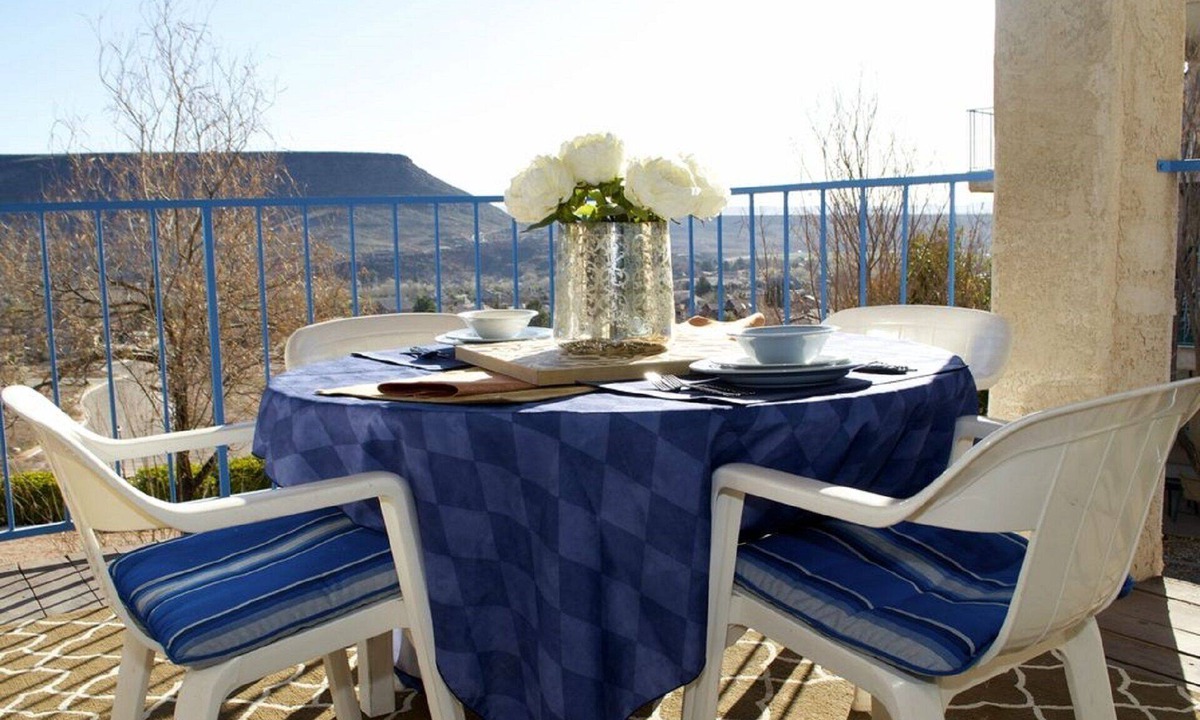 St. George Condo | Escape to relaxation and adventures! Beautiful panorama view! Monthly Discount