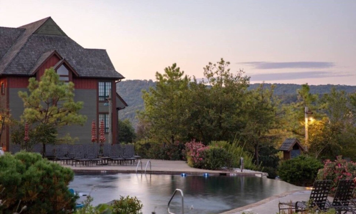 Big Cedars Apartment | Exquisite Wilderness Club at Big Cedar, Studio