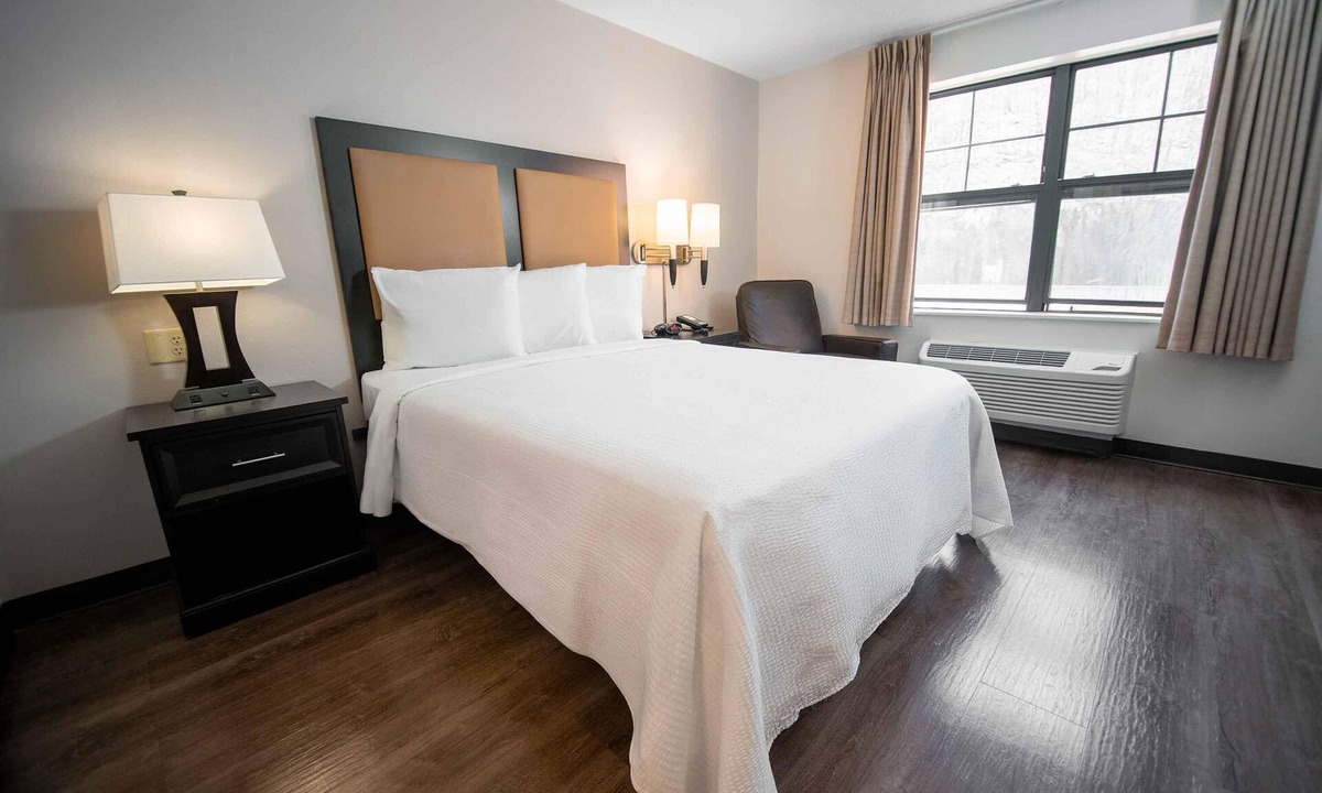 Waltham Hotel | Extended Stay America Suites Boston Waltham 32 4th Ave