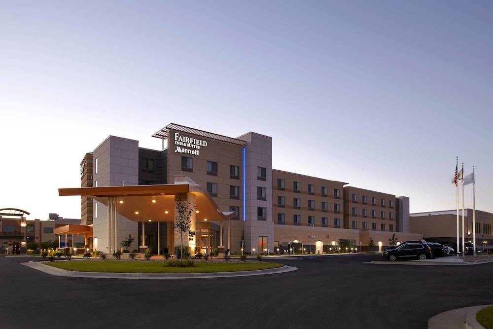 Triadelphia Hotel | Fairfield by Marriott Inn & Suites Wheeling at The Highlands