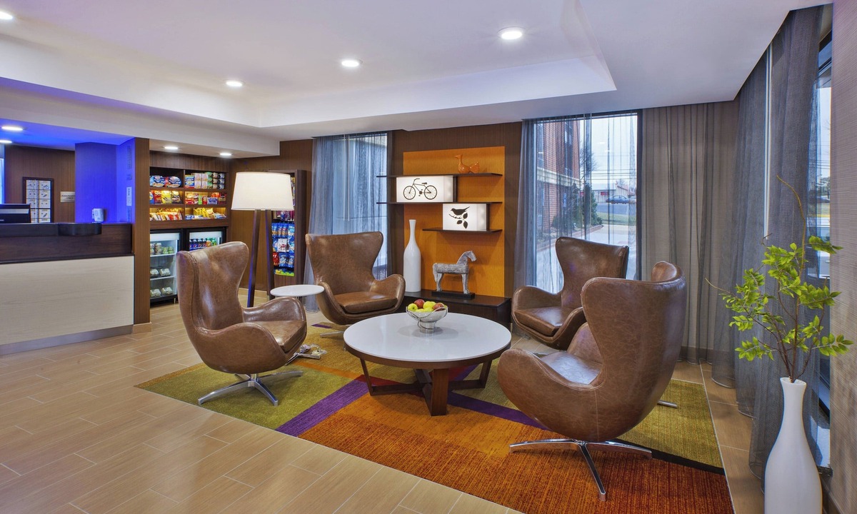 Herndon Hotel | Fairfield by Marriott Inn & Suites Herndon Reston