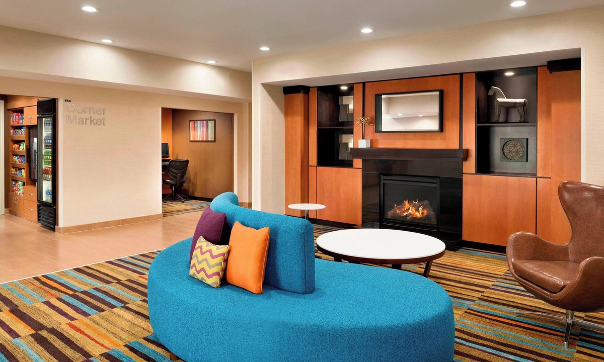 Manchester Hotel | Fairfield Inn & Suites Hartford Manchester