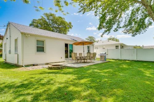 Old Lyme House | Family Retreat in Old Lyme Gated Miami Beach