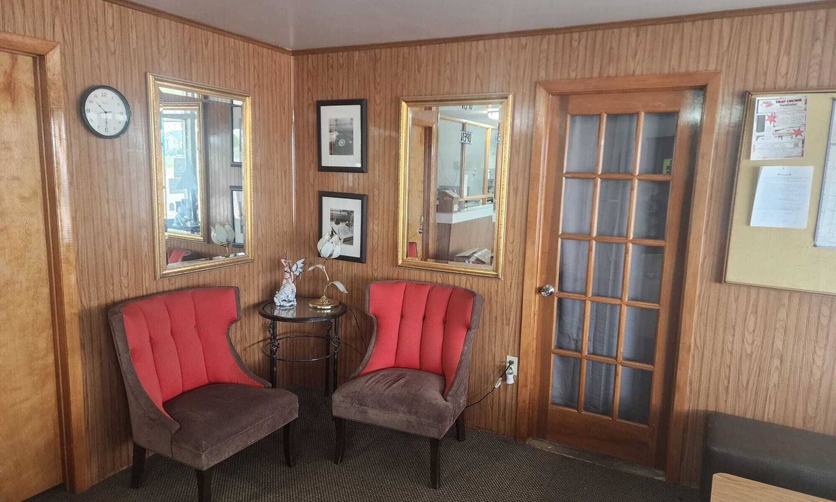 Quinter Hotel | First Inn By OYO Quinter Hwy 70