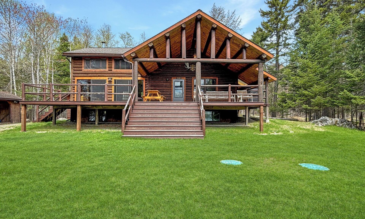 Northwest Piscataquis Cabin | Flagg (Tomhegan Direct Lake Access)