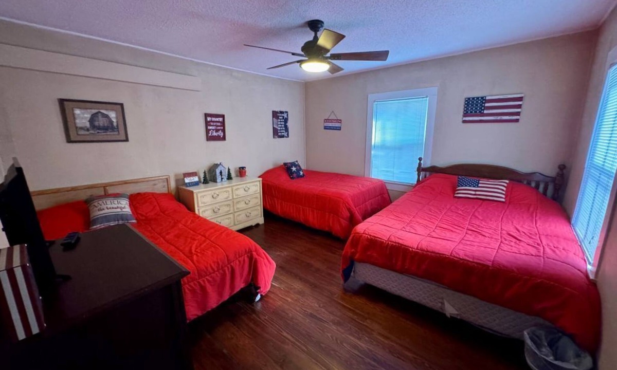 Ashland House | Four Doors Down