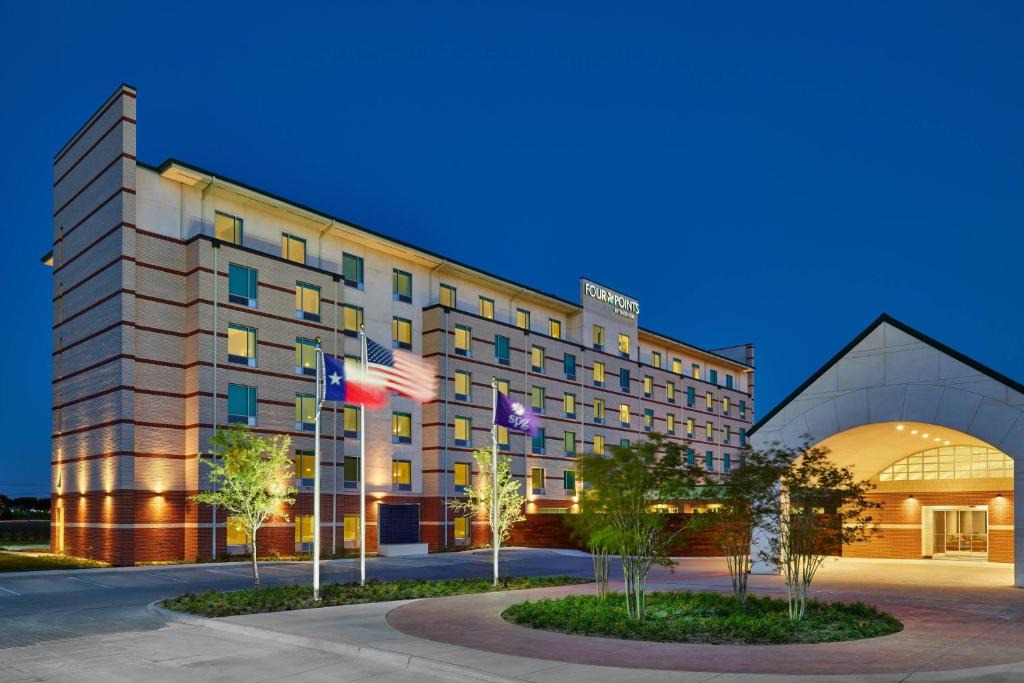 Coppell Hotel | Four Points by Sheraton Dallas Fort Worth Airport North
