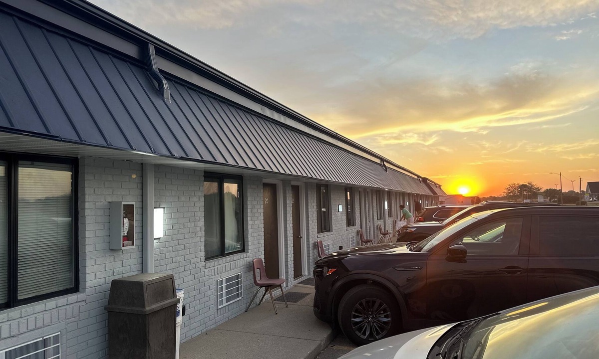 Sullivan Hotel | Gateway Inn