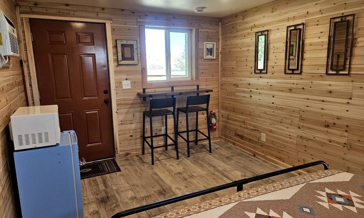 Escalante House | Glamping Cabin with King Bed in Escalante, Utah, Perfect for a Trip to the Devil's Garden