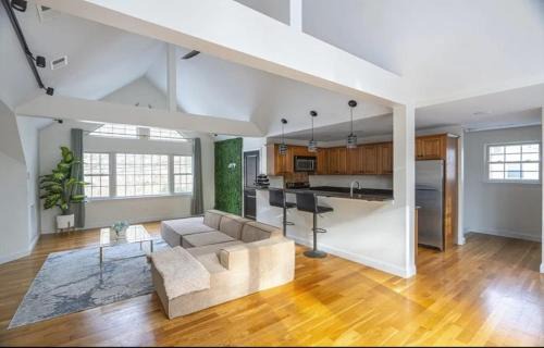 Westwood Apartment | GorgeousWestwood