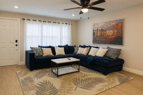 Irvington Apartment | Group-Friendly Luxury 3BR 2 Baths Sleeps 8