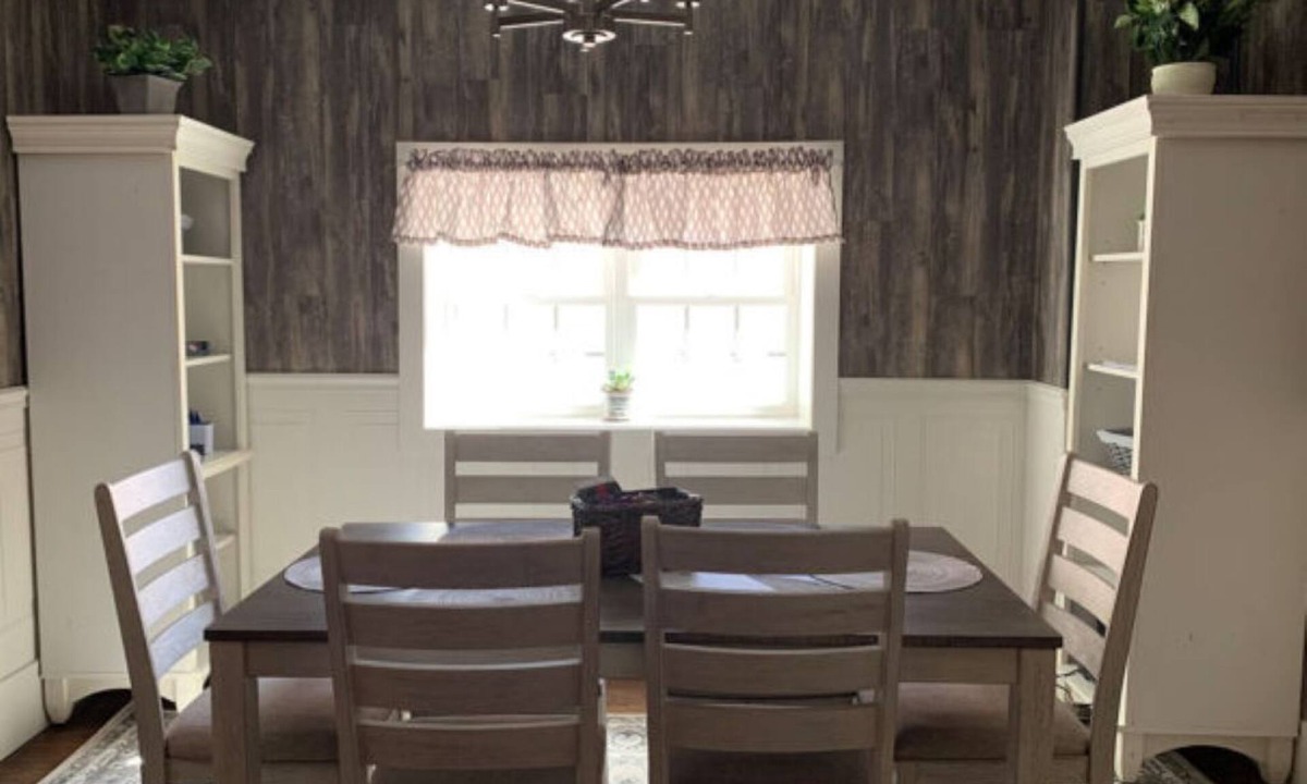 Kyle House | Guistina's is the second story unit with a huge porch that overlooks Northfork.