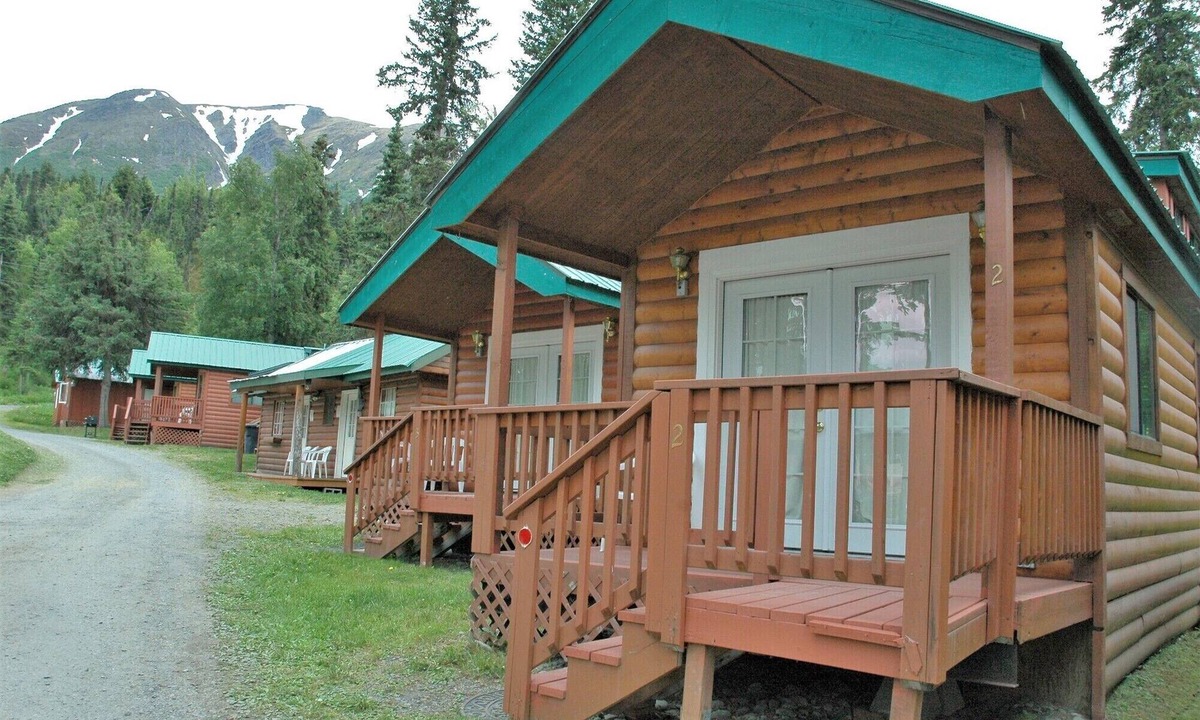 Cooper Landing Apartment | Gwin's Lodge Poplar Chalet #3