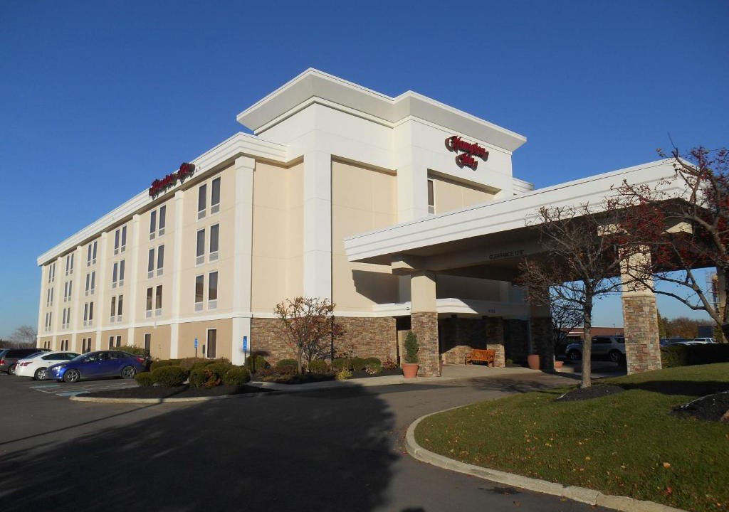 Columbus Hotel | Hampton Inn Columbus-International Airport
