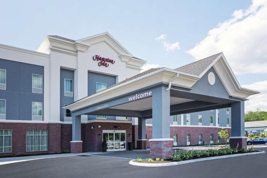 West Kennebunk Hotel | Hampton Inn Kennebunk Kennebunkport Me