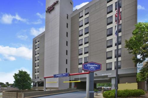 South Oakland Hotel | Hampton Inn Pittsburgh University Medical Center