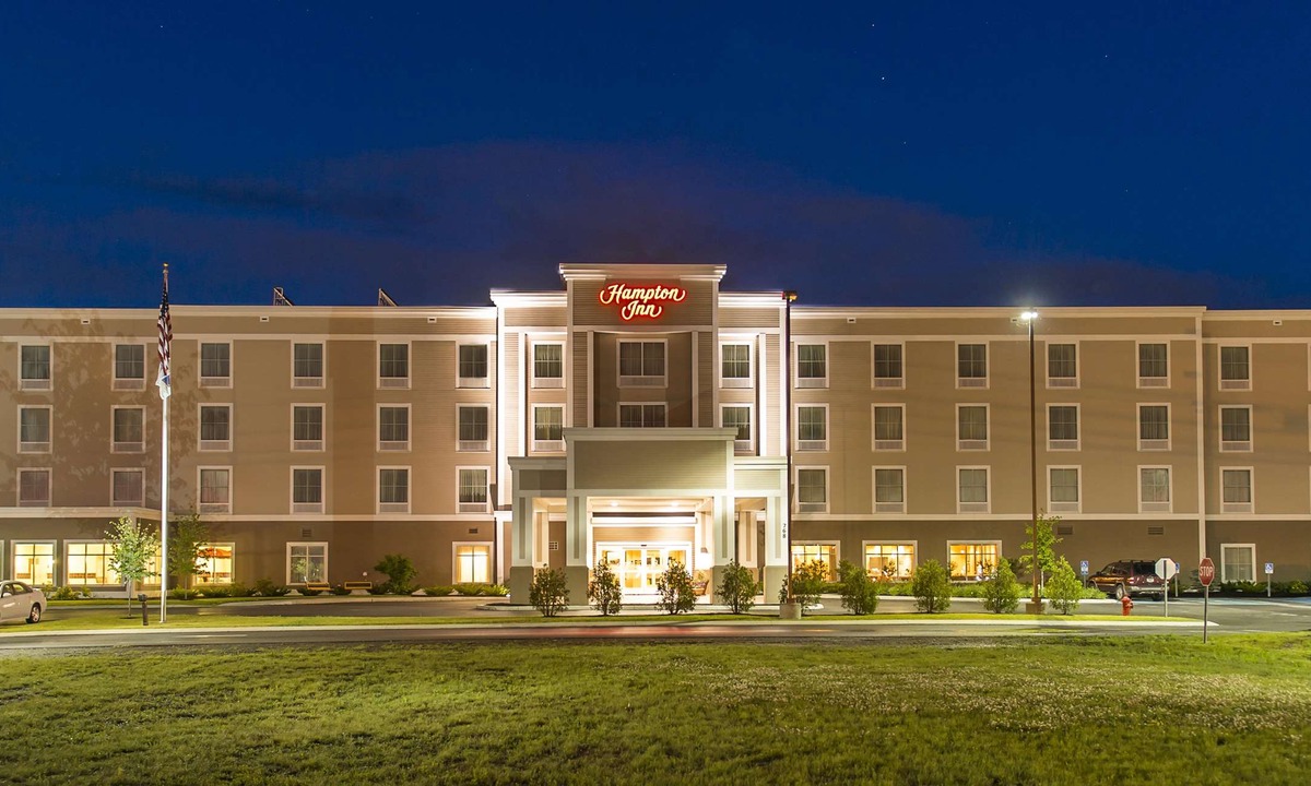 Presque Isle Hotel | Hampton Inn Presque Isle