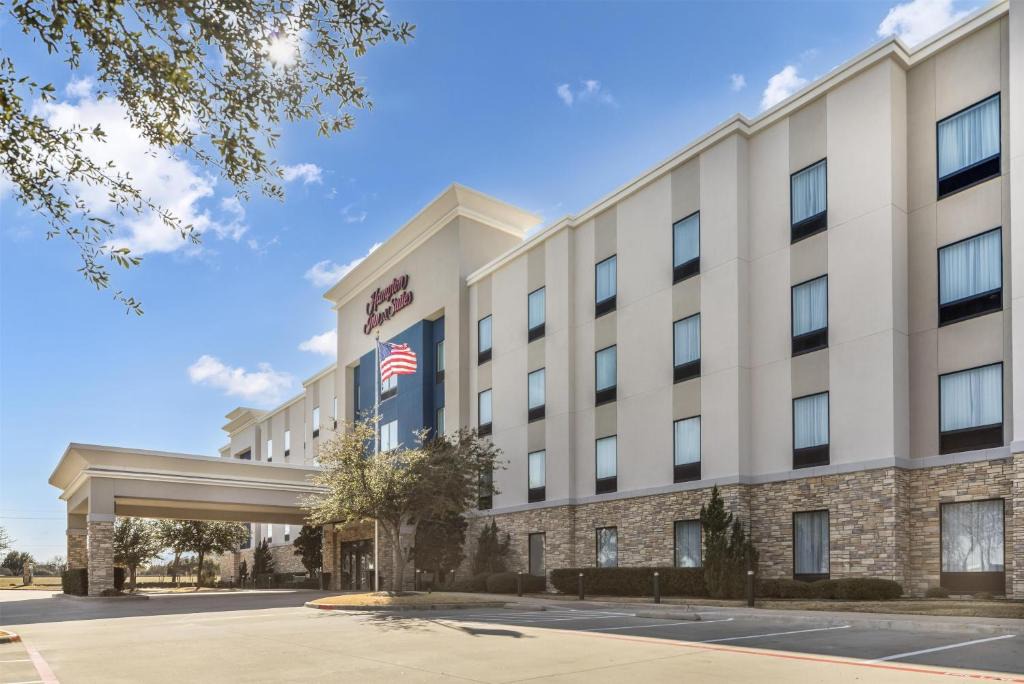 Plano Hotel | Hampton Inn & Suites Dallas/Plano-East