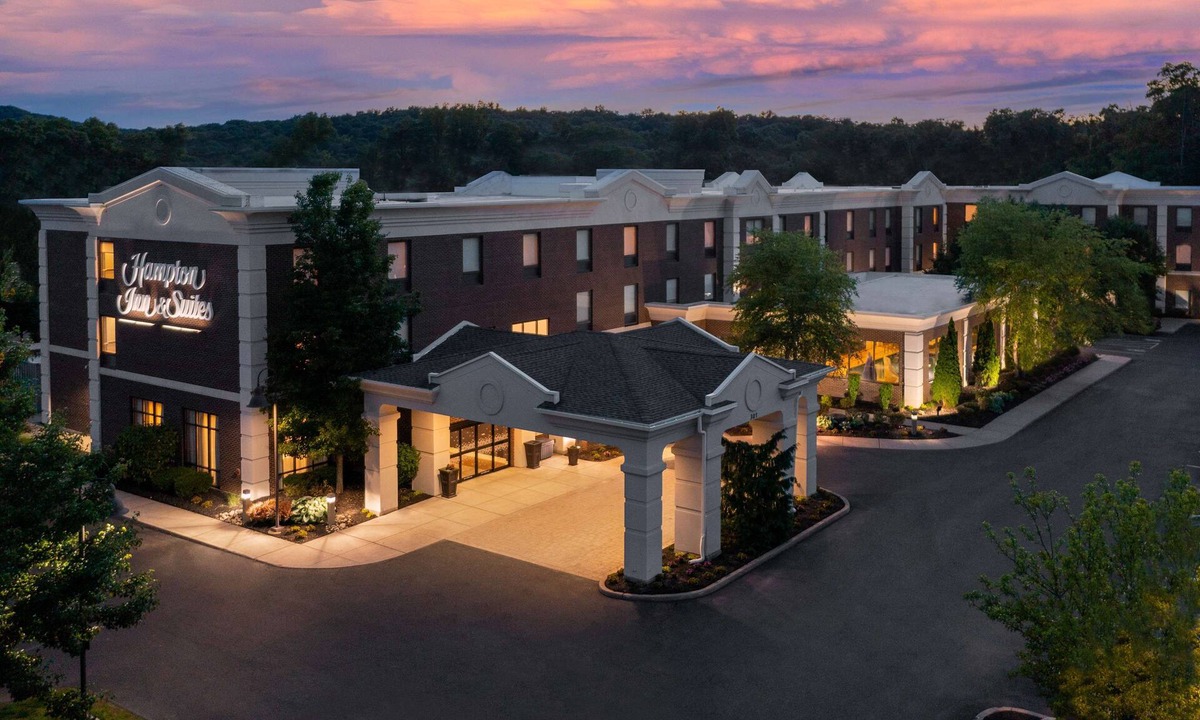Farmington Hotel | Hampton Inn & Suites Hartford/Farmington