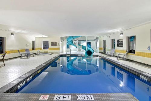 Saint John Hotel | Hampton Inn & Suites Saint John
