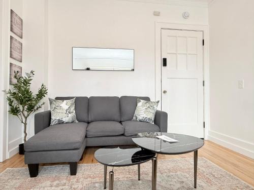 East Avenue Apartment | High Falls Studio Kitchen TV Downtown Rochester
