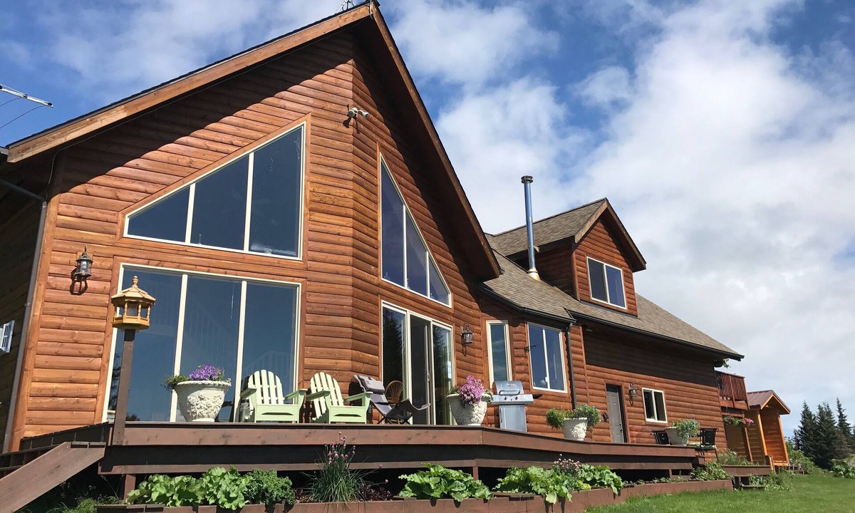 Homer House | Highly rated, loved by all, sauna, pet friendly, and many amenities!