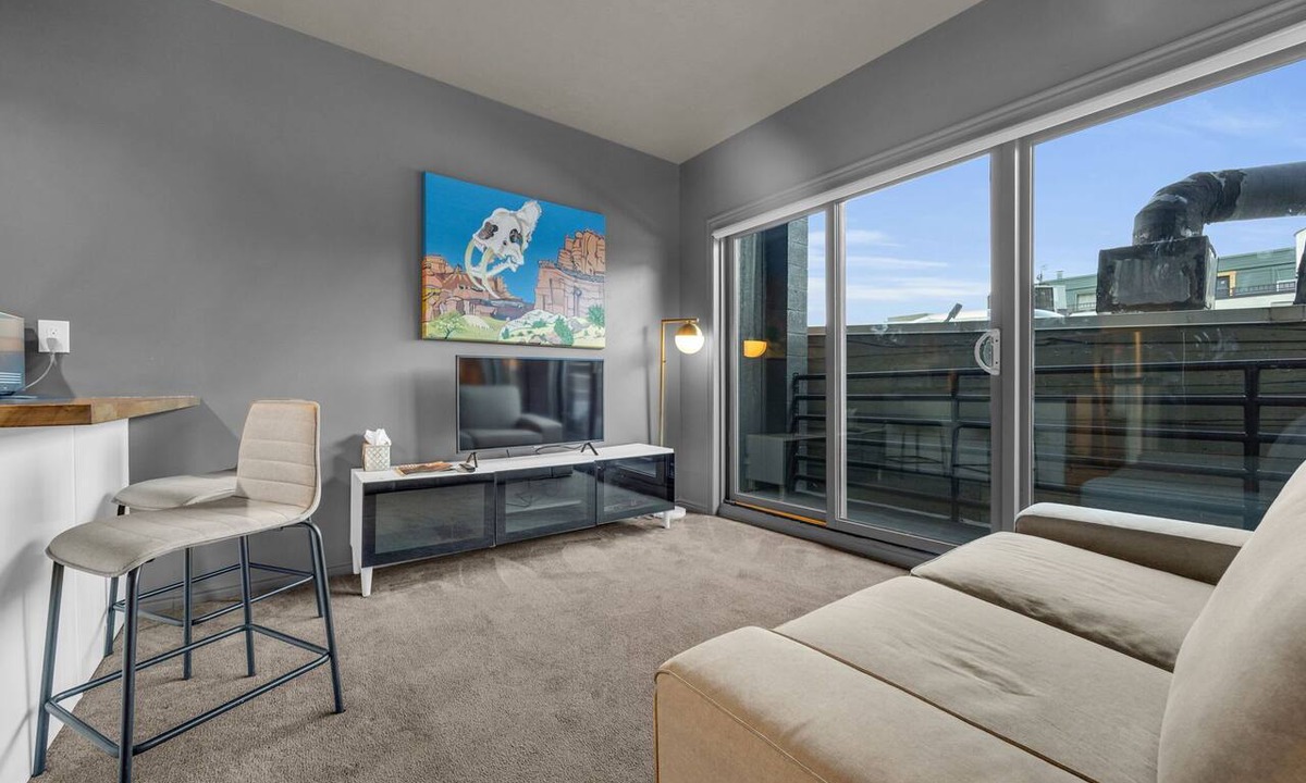 Downtown Park City Apartment | Historic Downtown Studio with Hot Tub Access