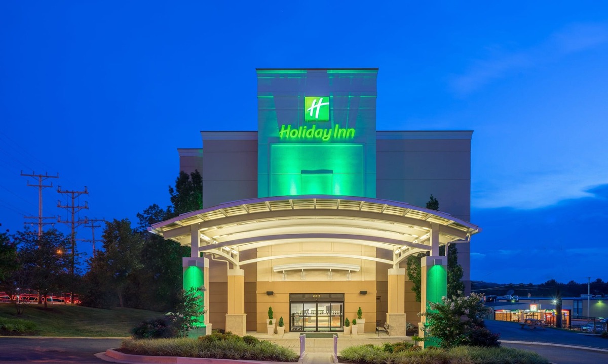 Linthicum Heights Hotel | Holiday Inn Baltimore BWI Airport by IHG