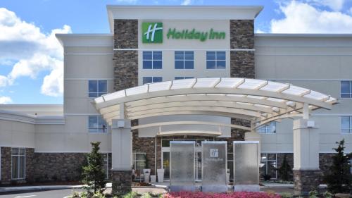 Canton Hotel | Holiday Inn Canton-Belden Village by IHG
