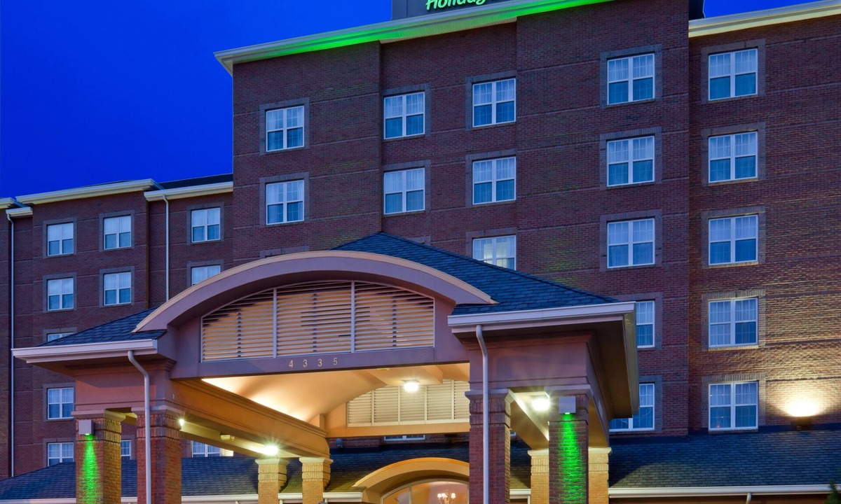 Chantilly Hotel | Holiday Inn Chantilly - Dulles Arpt Area by IHG