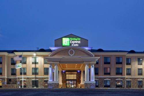 Hays Hotel | Holiday Inn Express Hays by IHG