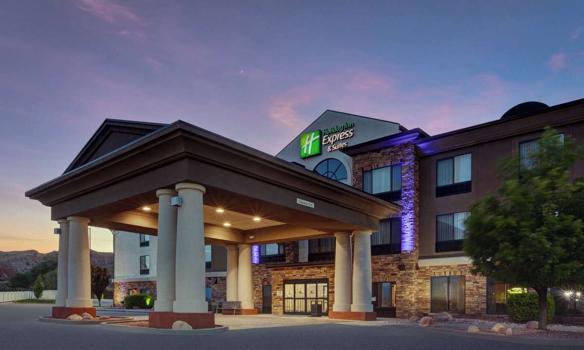 Richfield Hotel | Holiday Inn Express Hotel & Suites Richfield by IHG