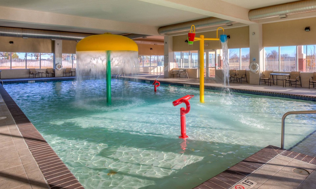 Elk City Hotel | Holiday Inn Express Hotel & Suites Elk City by IHG
