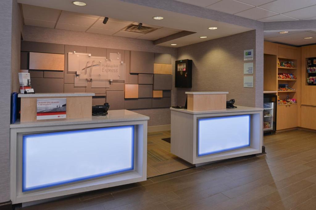 Olean Hotel | Holiday Inn Express Olean, NY