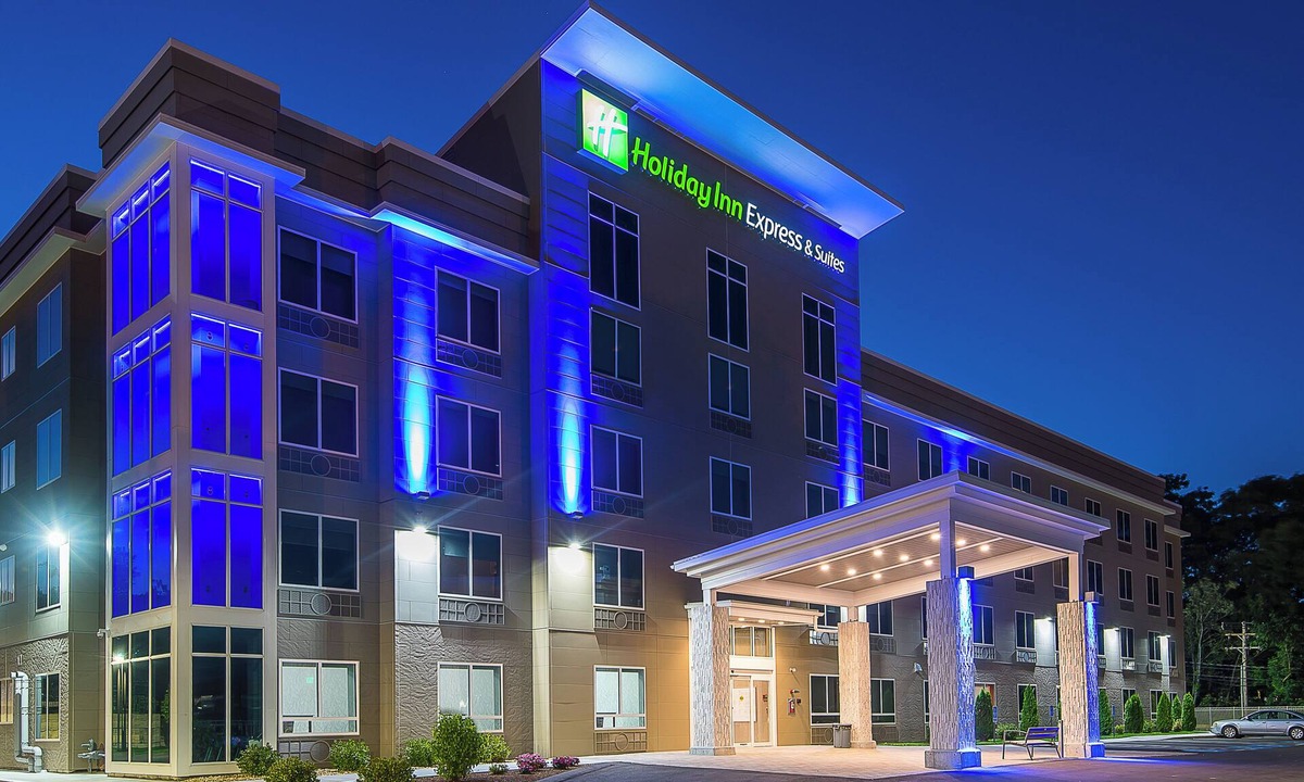 Norwood Hotel | Holiday Inn Express & Suites Norwood-Boston Area by IHG