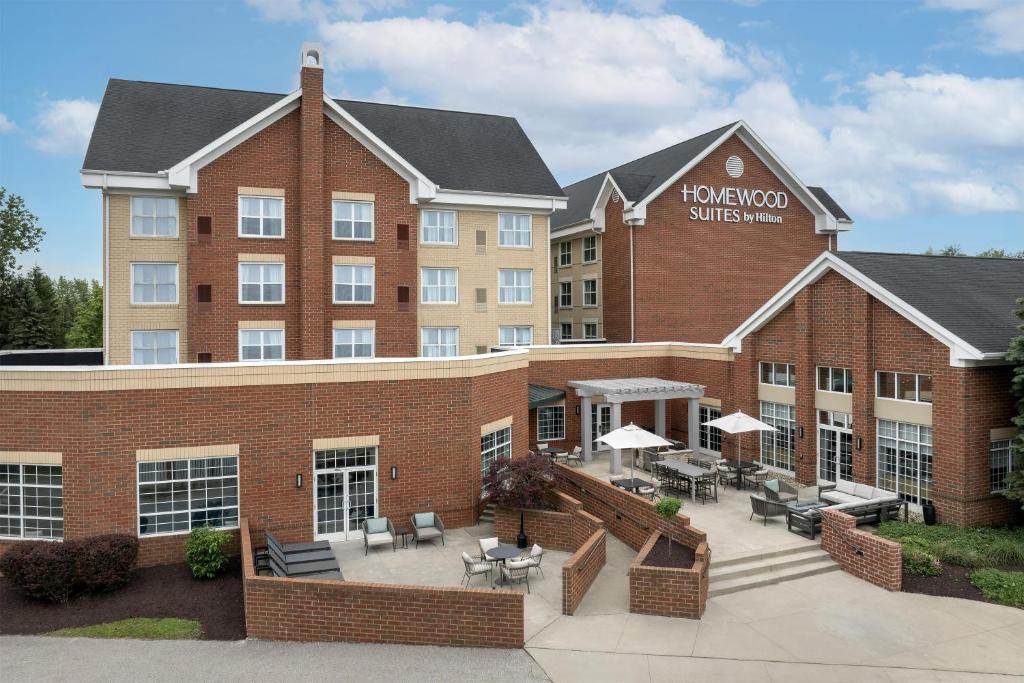 Solon Hotel | Homewood Suites by Hilton Cleveland-Solon