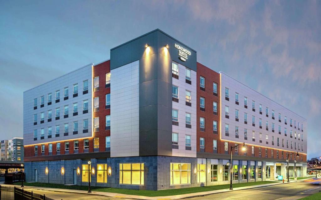 Chelsea Hotel | Homewood Suites By Hilton Boston Logan Airport Chelsea