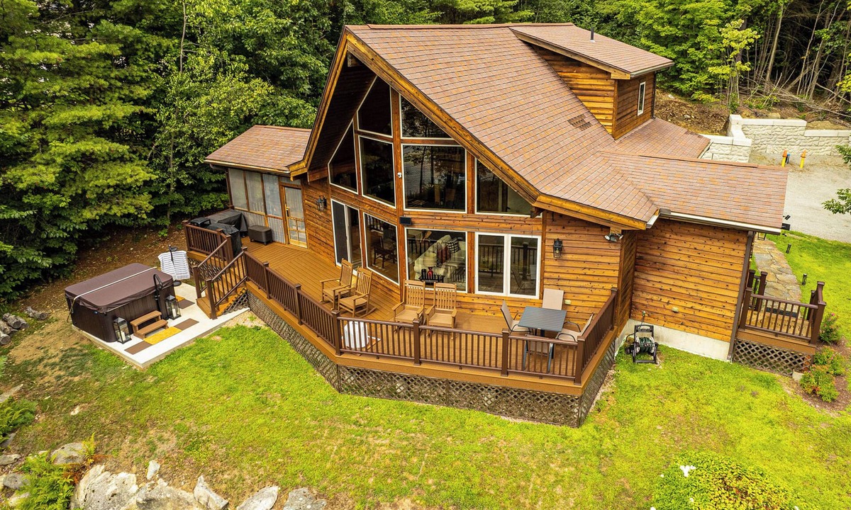 Hinsdale House | Hot Tub, Lake Views! All-Season Hinsdale Haven