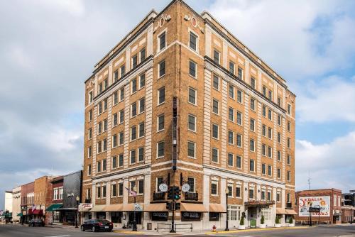 Sedalia Hotel | Hotel Bothwell Sedalia Central District, an Ascend Collection Hotel