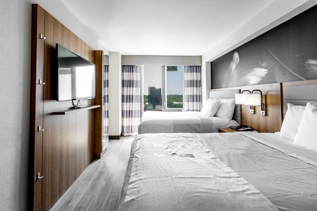 Queens Hotel | Hotel Ninety Five - JFK Airport