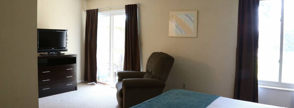 Cheat Lake Cottage | House ∙ 2 bedrooms ∙ 5 guests