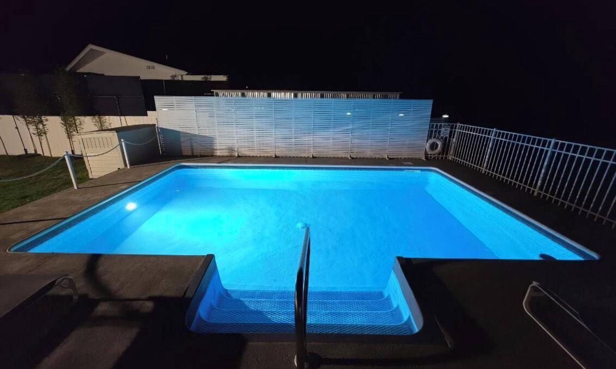 Malden House | Hudson River Waterfront/HITS 2 Miles Away/Spec Views/Pool/Stars/Deck/Private
