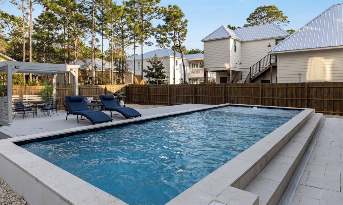 San Juan House | Huge House - Private Pool - Bikes - Pet Friendly