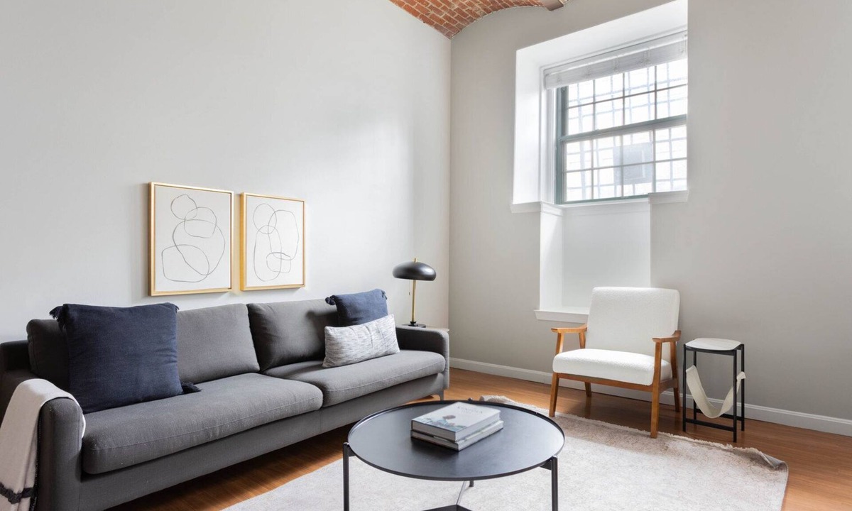 Lower Mills Apartment | Impeccable Dorchester Lower Mills 2BR w/Gym & W/D, by Blueground