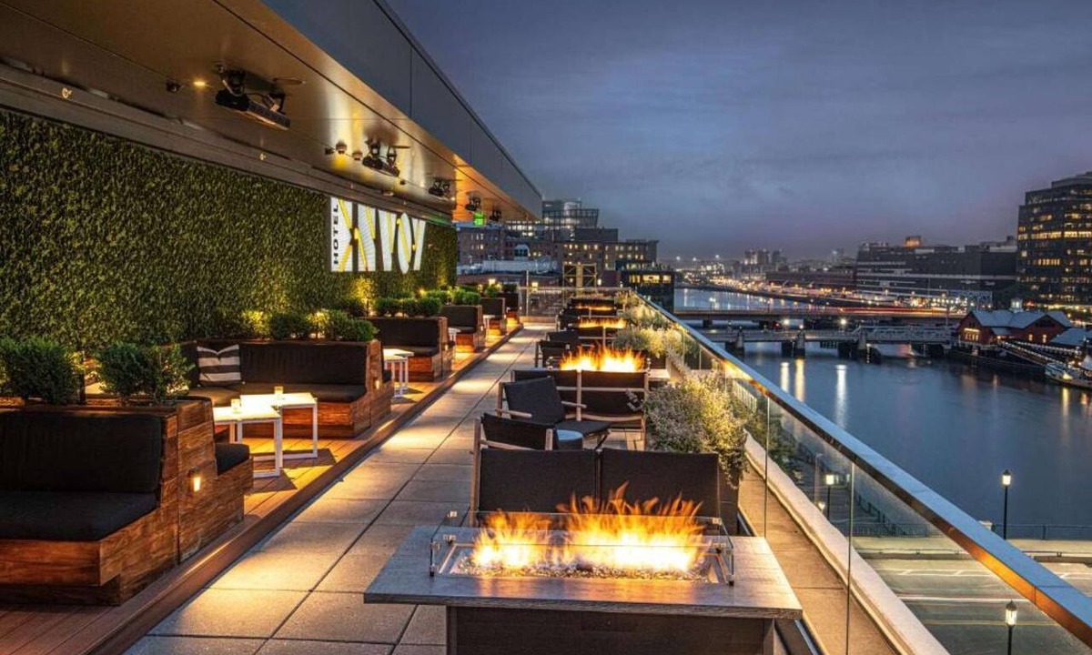 Seaport District Hotel | In The Heart of Boston’s Seaport + Rooftop Bar