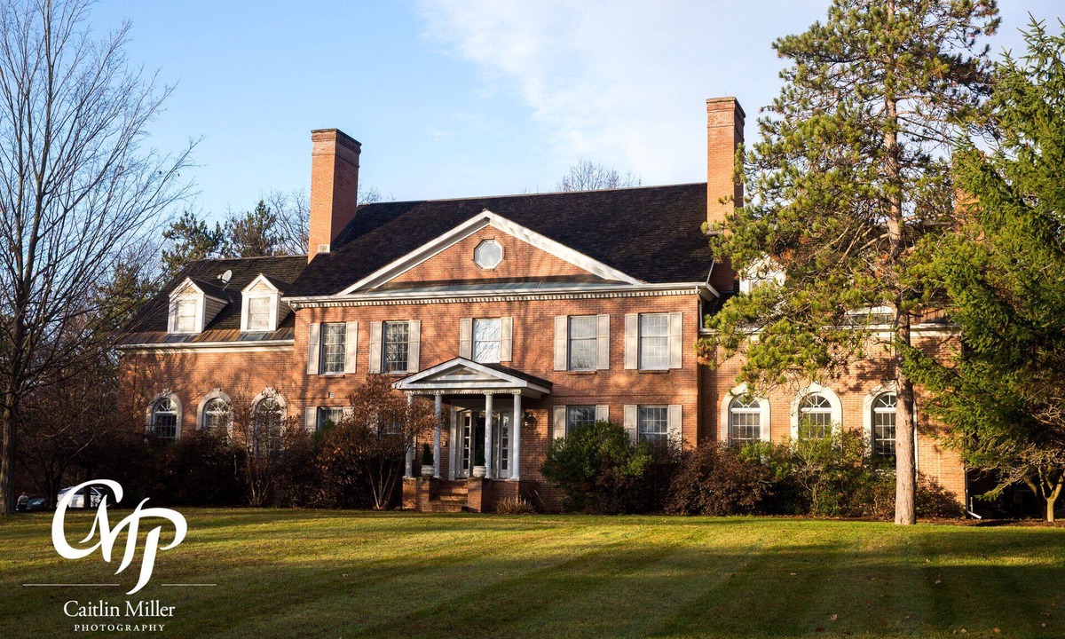 Old Chatham House | Incredible Estate: Pool, Pond, Gym, Arcade, Trails & more: Perfect Summer Vacate