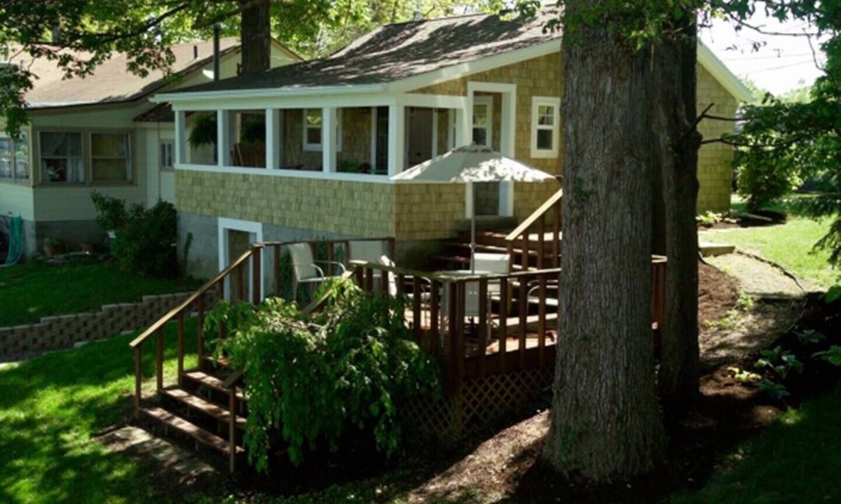 Lakeview Cottage | Indian Lake Treehouse Waterfront Cottage