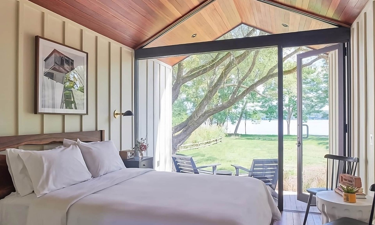 Kingston Cabin | Indulge in Home-Like Comfort! Pets Allowed, Near Hudson River Maritime Museum
