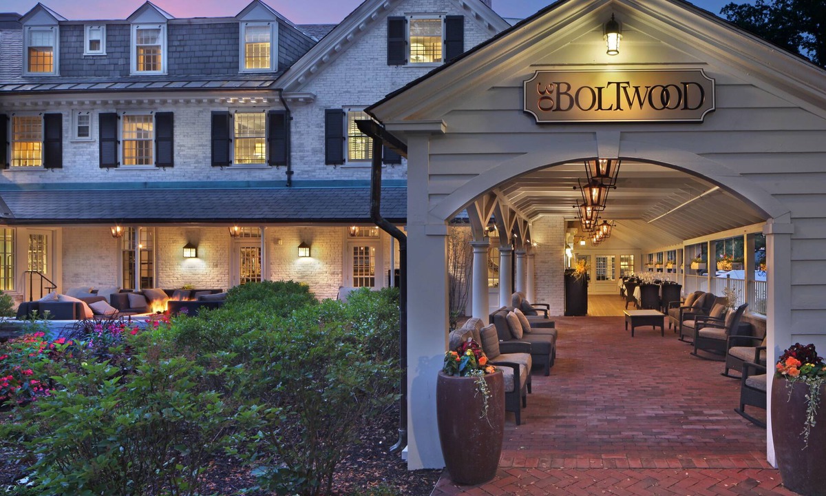Amherst Center Hotel | Inn on Boltwood